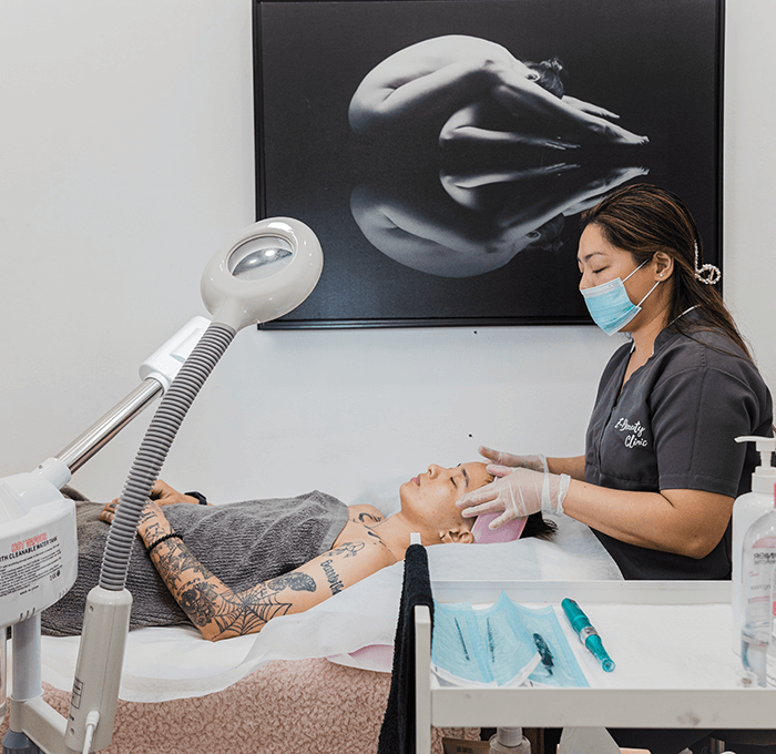 RF Tightening + Facial